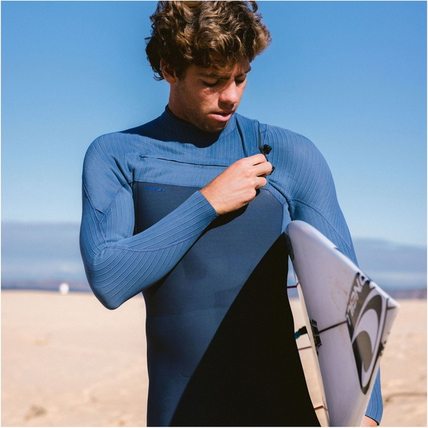 2025 O'Neill Mens Hyperfreak 3/2+mm Chest Zip Wetsuit 5343 - Dark Orion / Copen Blue